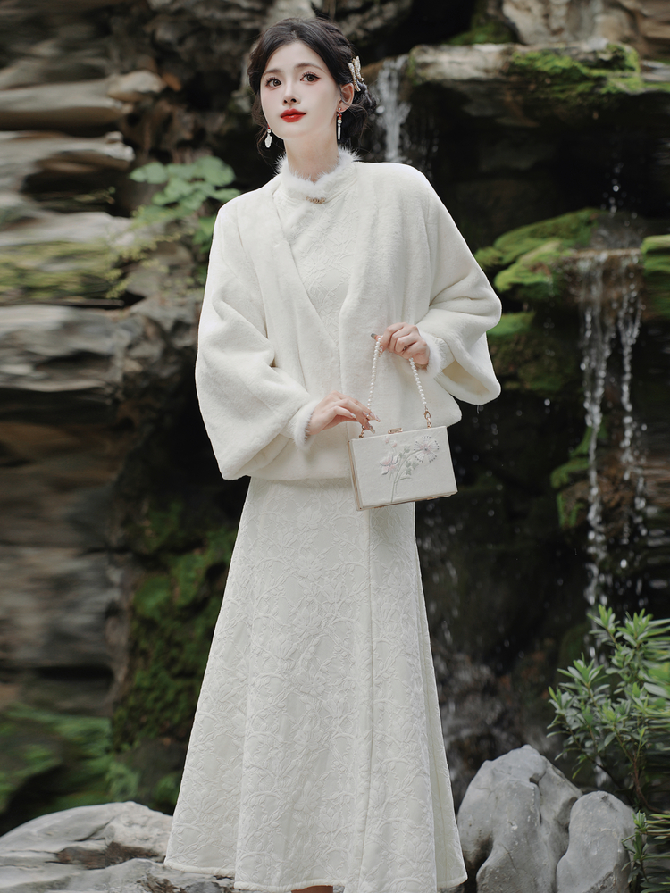 Dark Pattern Fleece Mink Trim Mermaid Qipao Dress - Style 601411 - Image 4