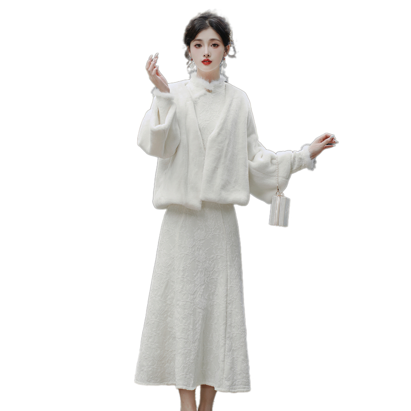 Dark Pattern Fleece Mink Trim Mermaid Qipao Dress - Style 601411 - Image 5