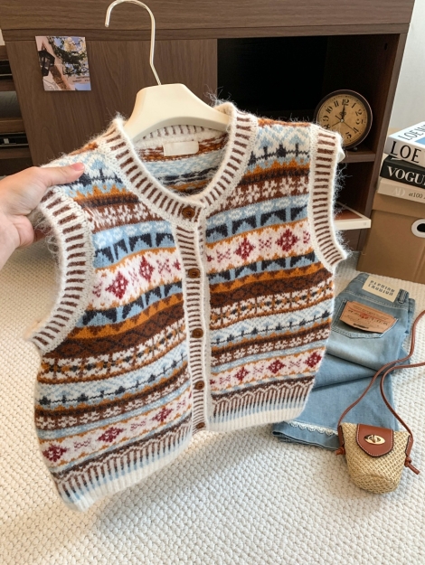 fair-isle-colorblock-jacquard-crew-neck-knit-vest-cardigan-women-2026-fall-winter-new-soft-layering-sweater
