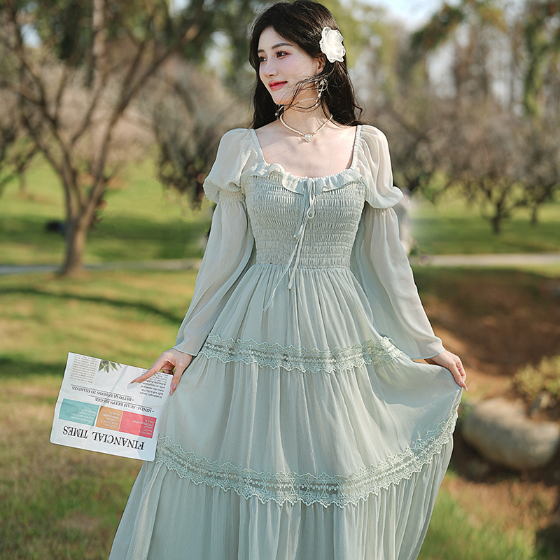 French Style Square Neck Lace Panel Vacation Dress - Image 3