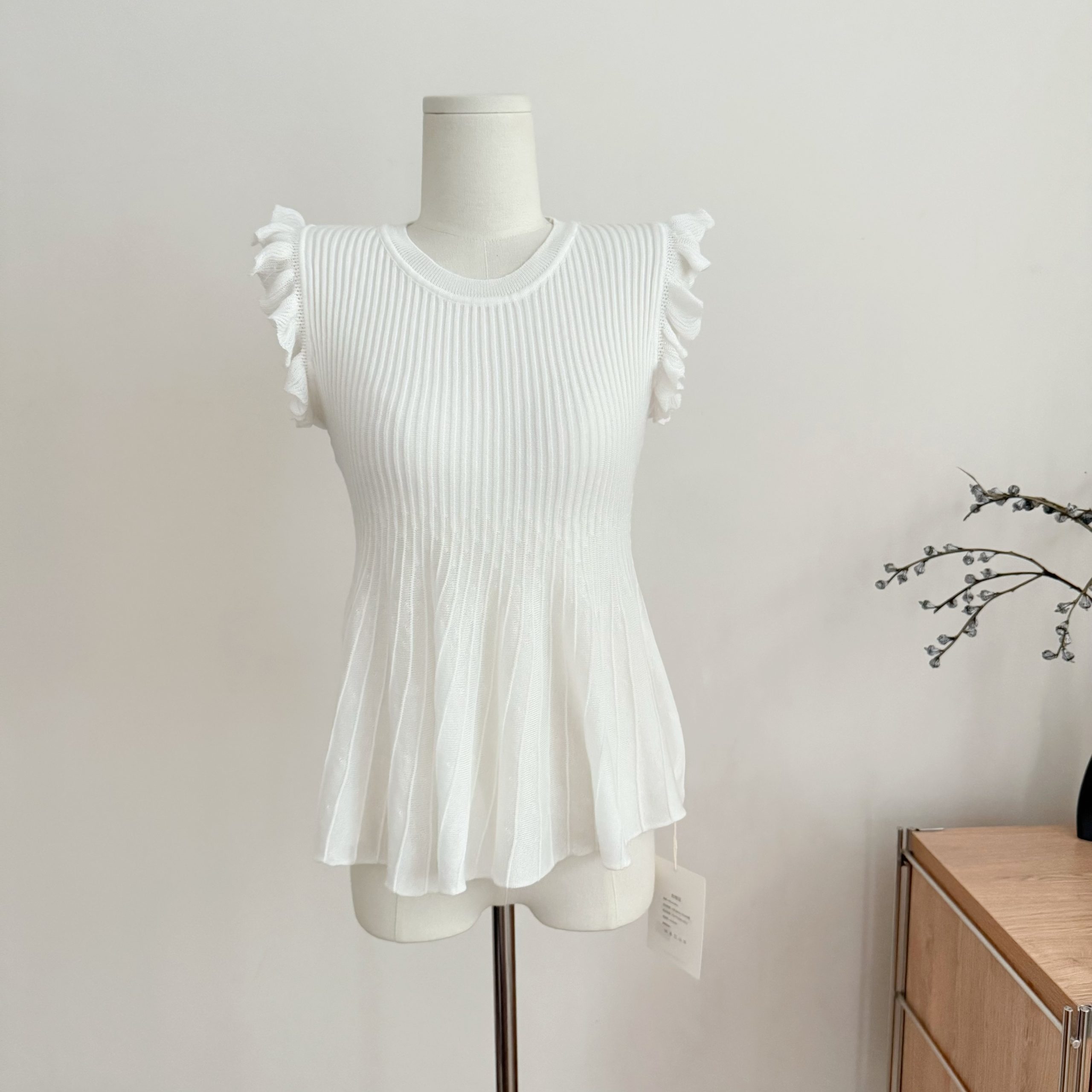 JMSHOP Showa Doll Style Ruffled Lyocell Tencel Knit Sleeveless Top - Image 3