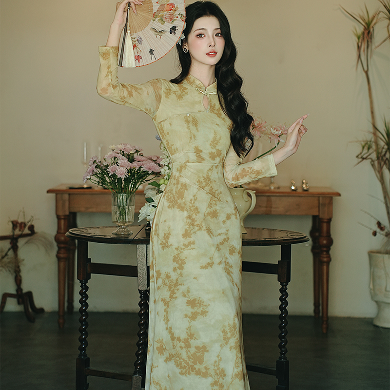 New Chinese Style Long Cheongsam Dress Light Yellow Green - Image 2