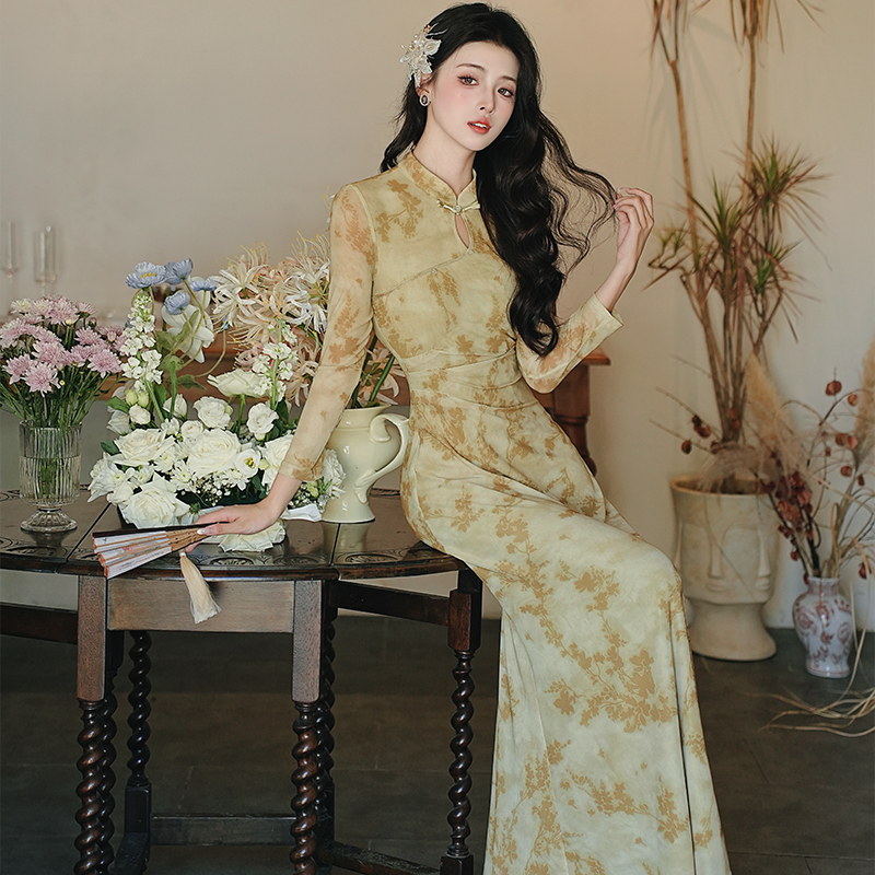 New Chinese Style Long Cheongsam Dress Light Yellow Green - Image 3