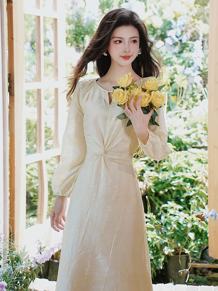 Old Money Style Elegant Long Dress for Early Autumn Slimming Look